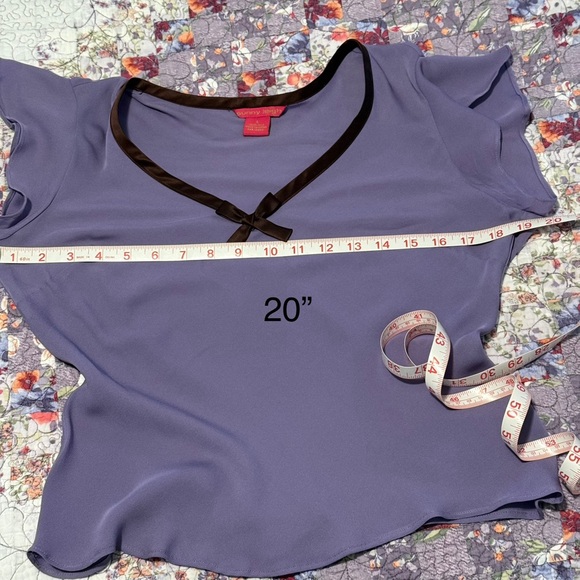 Sunny Leigh Purple Flutter Sleeve Blouse with Tie Front Size: S - Picture 8 of 9